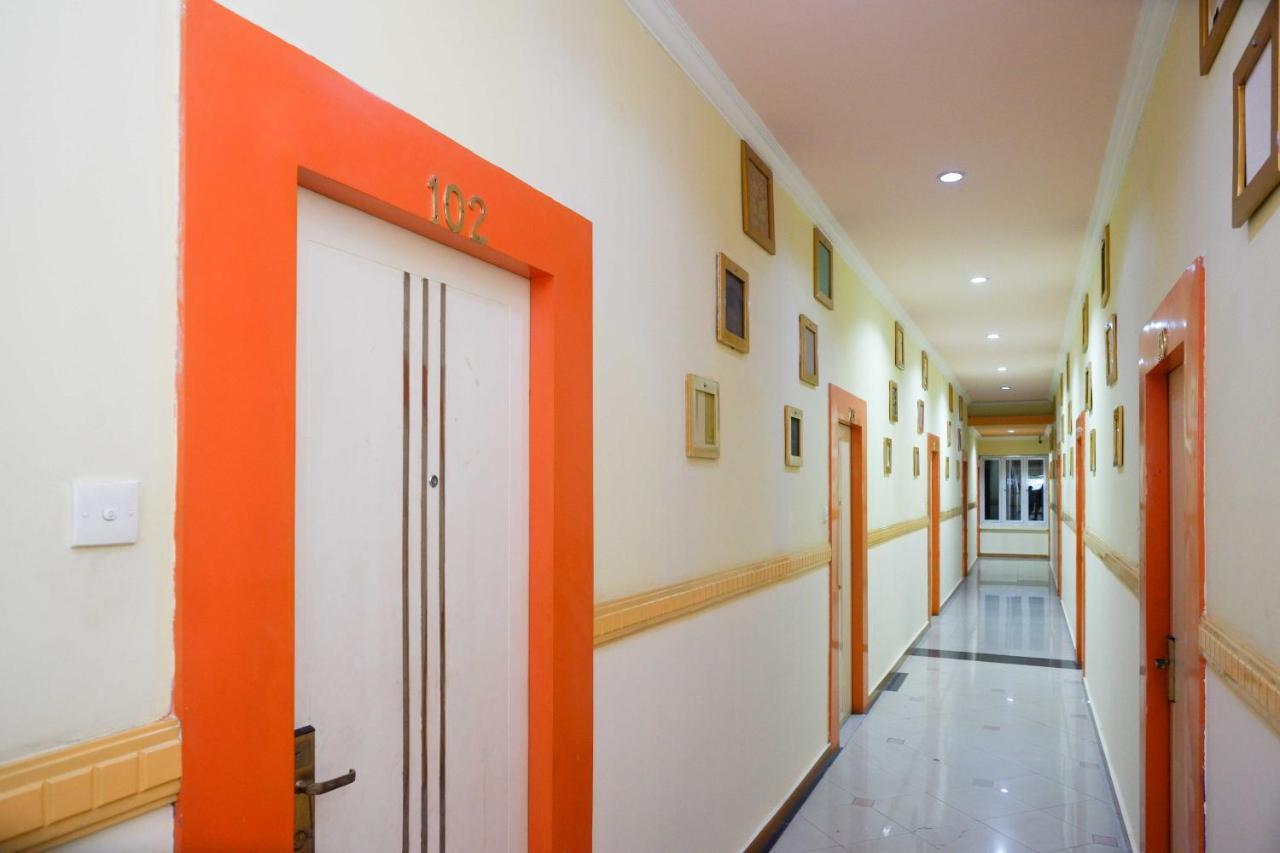 Sans Hotel International Surabaya Gubeng ภายนอก รูปภาพ